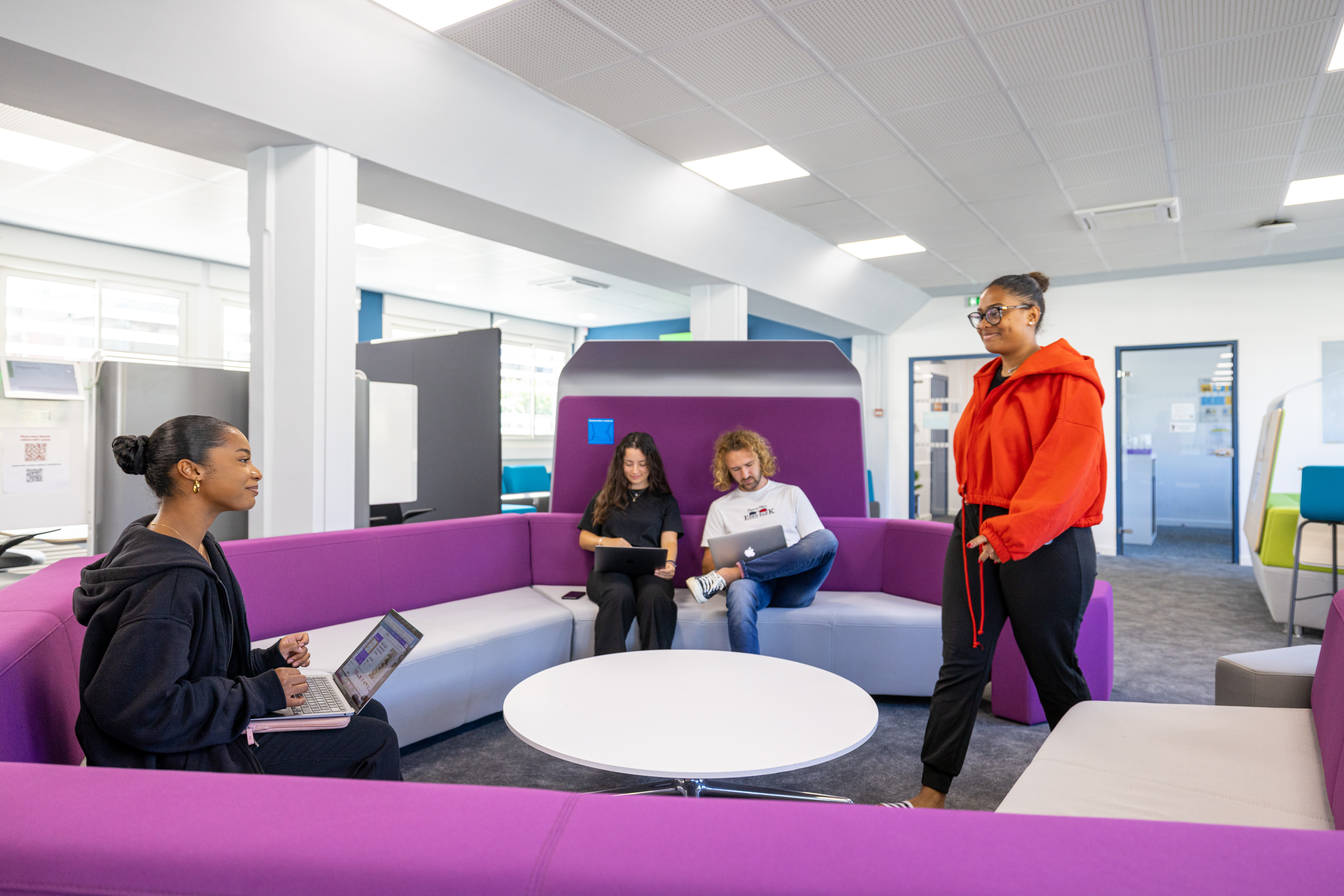 Présentation de l'espace coworking