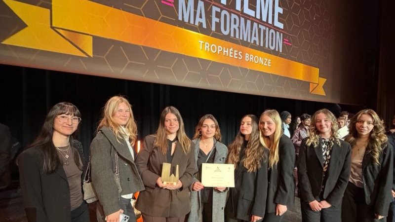 Les étudiantes du BUT GEA Draguignan décrochent le Trophée de Bronze au concours national « Je filme ma formation »